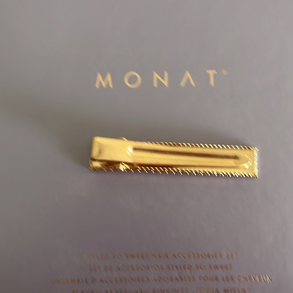 Monat Styled So Sweet Hair Accessories, 7 Accessories w/ Monat Pouch - Picture 8 of 12